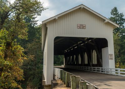 picture of a covered bridge